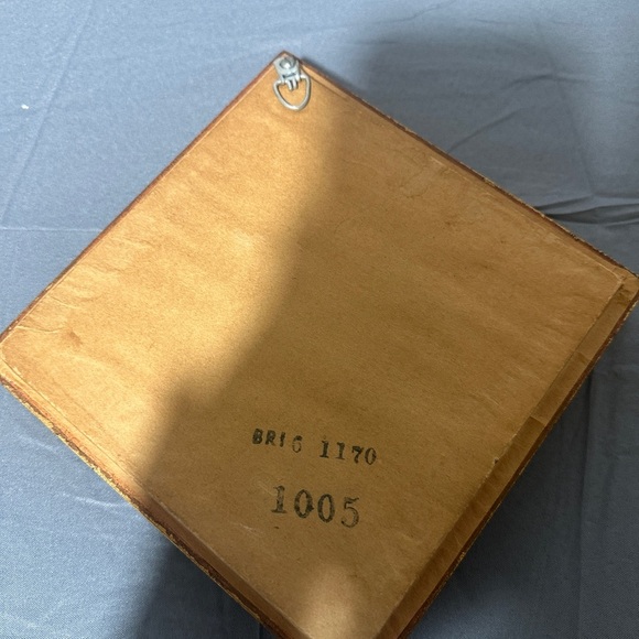 Vintage Victorian Florentine Gold Gilted Leaf Italian Octagon Wall Art - Picture 3 of 4